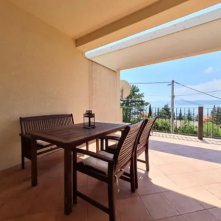 Belle Oasis Apartment